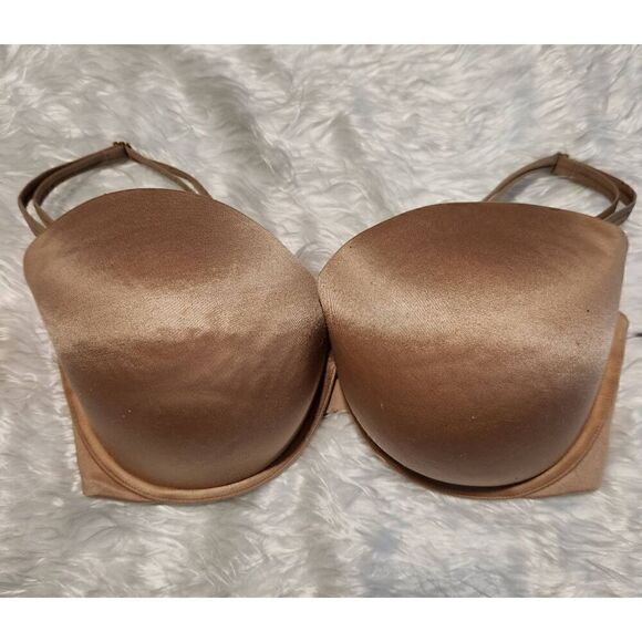 Victoria's Secret Other - Victoria Secret VERY SEXY 36DD nude underwire bra with convertible straps